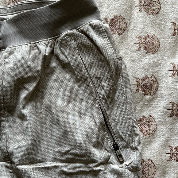 Lululemon Gray Camouflage 7” Athletic Shorts - Picture 2 of 4